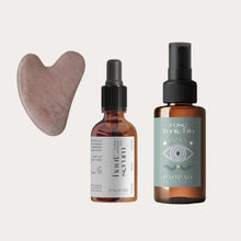 Lade das Bild in den Galerie-Viewer, Mommy`s Selfcare Moment (Rosenwasser, Hautserum & Gua Sha)