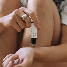 Lade das Bild in den Galerie-Viewer, Besser Schlafen: Sleep Oil Roll-On