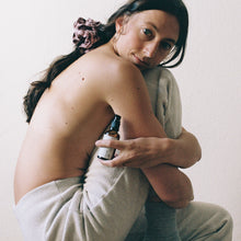 Lade das Bild in den Galerie-Viewer, Body Oil für eine zarte und geschmeidige Haut