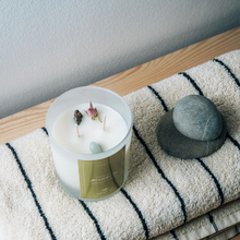 Lade das Bild in den Galerie-Viewer, Kerze für dein weibliches Wohlbefinden
