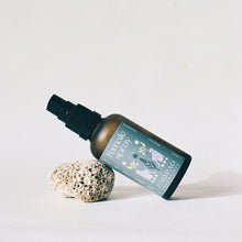 Lade das Bild in den Galerie-Viewer, RootedMama Set - Journal für deine Schwangerschaft &amp; Female Spray
